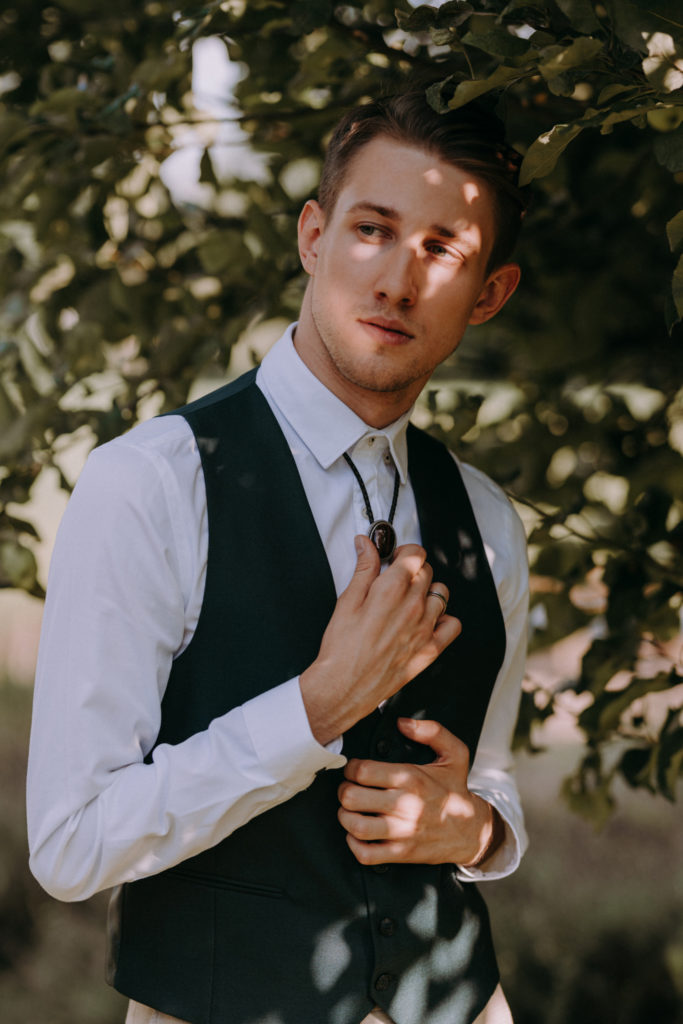 pan młody boho